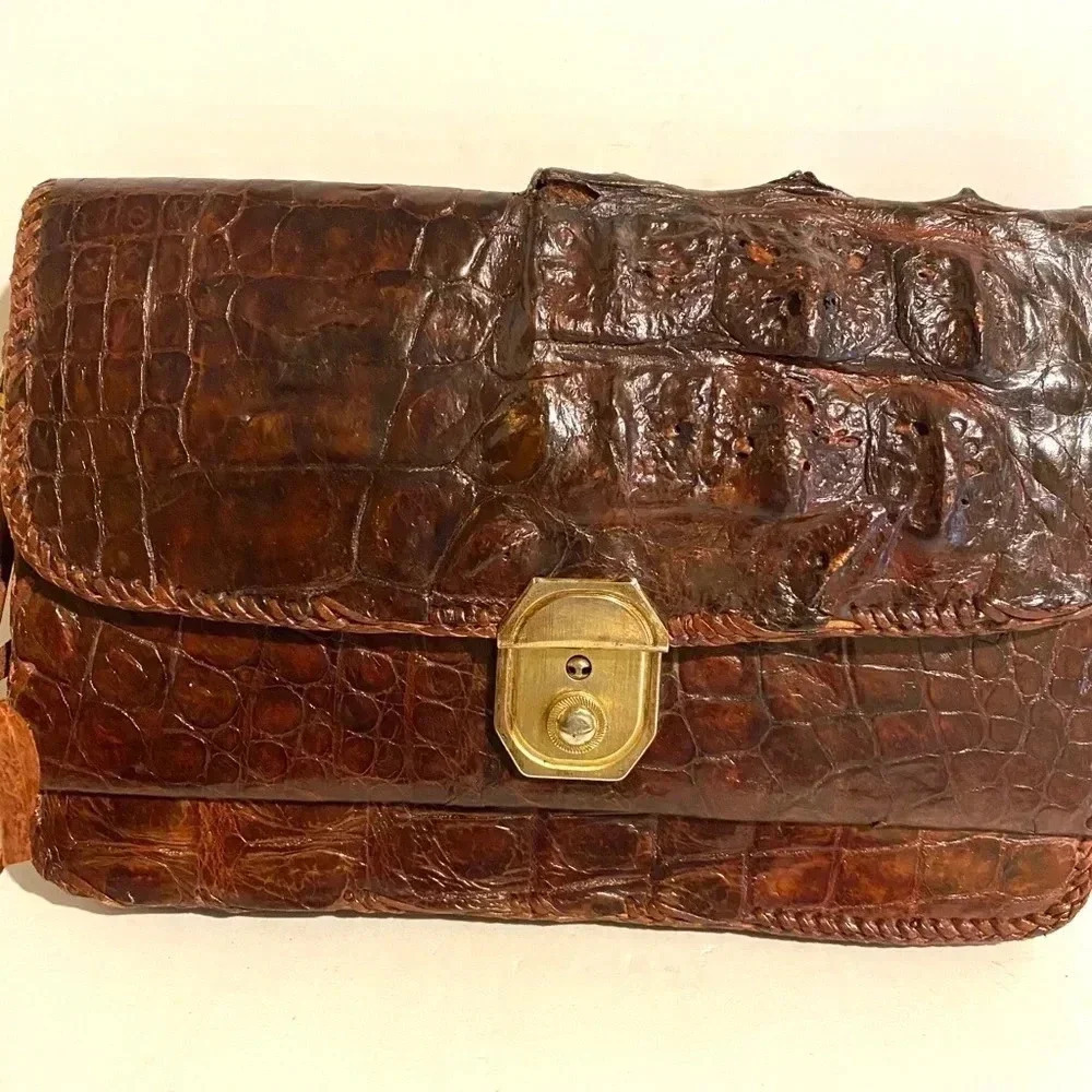 Handmade unisex crocodile clutch  wristlet bag - Picture 11 of 12